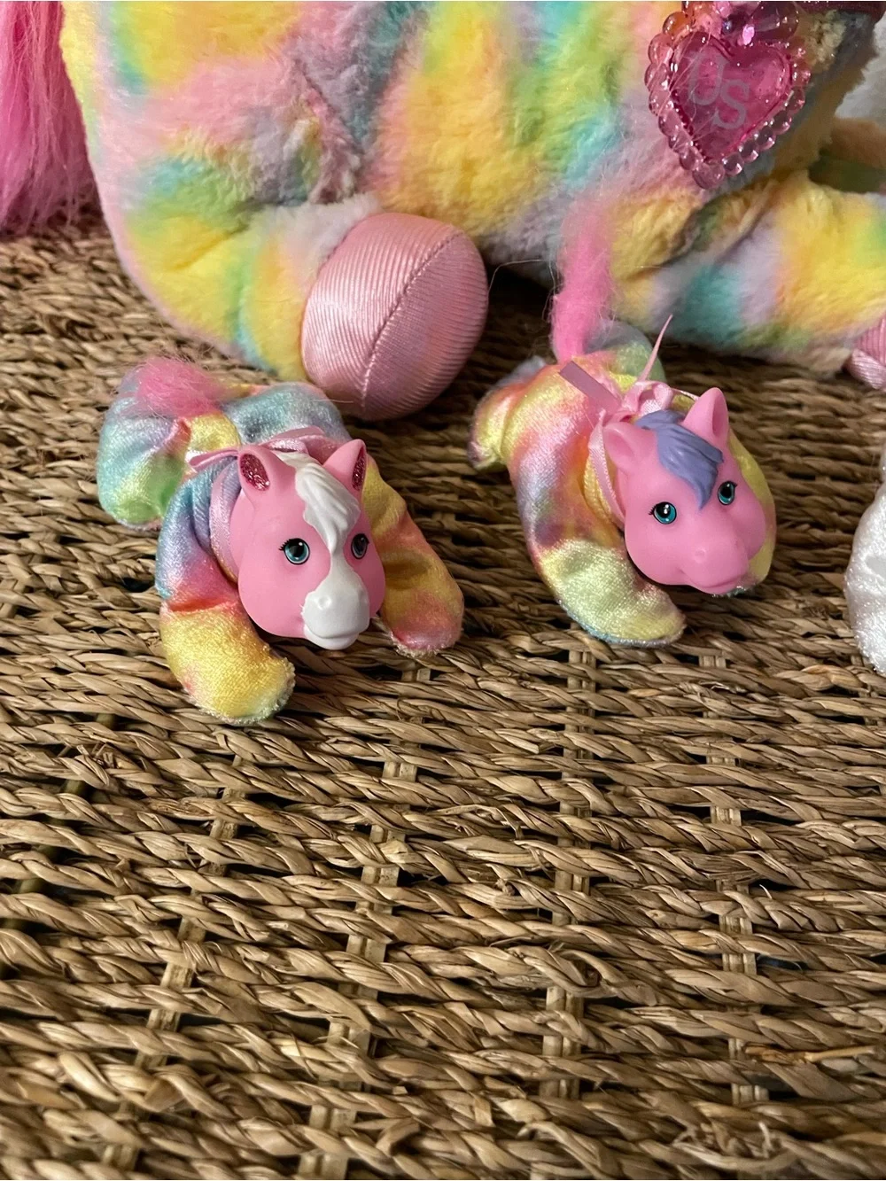 Just Play Unicorn Surprise Unicorn Rainbow Colors with 3 Babies